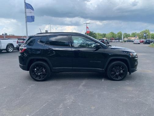 2025 Jeep Compass Latitude