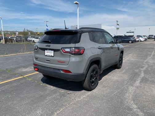 2024 Jeep Compass Trailhawk
