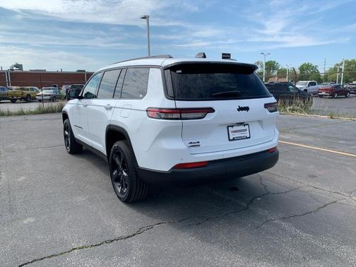 2025 Jeep Grand Cherokee L Laredo