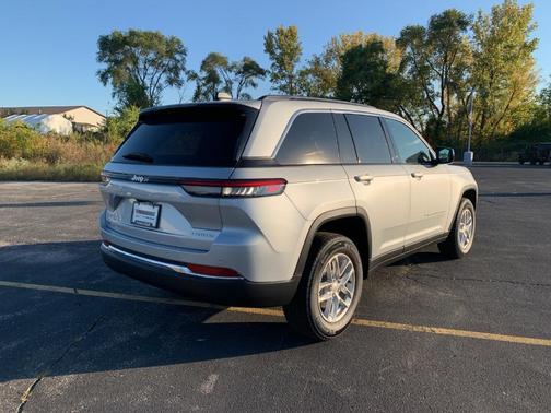 2025 Jeep Grand Cherokee Laredo X