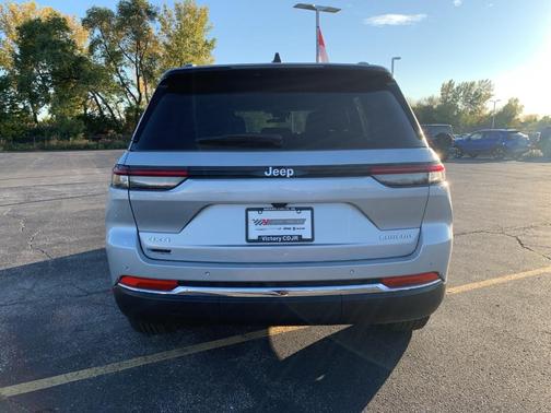 2025 Jeep Grand Cherokee Laredo X