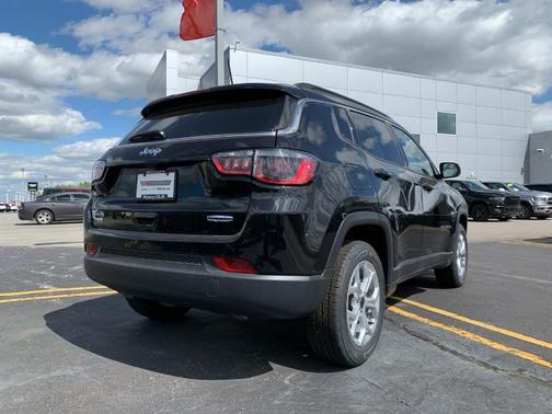 2025 Jeep Compass Latitude