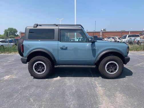 2023 Ford Bronco Outer Banks