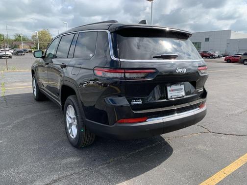 2025 Jeep Grand Cherokee L Laredo