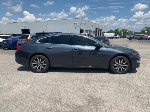 2021 Chevrolet Malibu RS