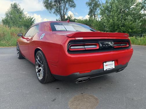 2016 Dodge Challenger SRT 392