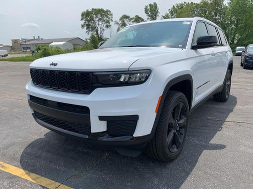 2025 Jeep Grand Cherokee L Laredo