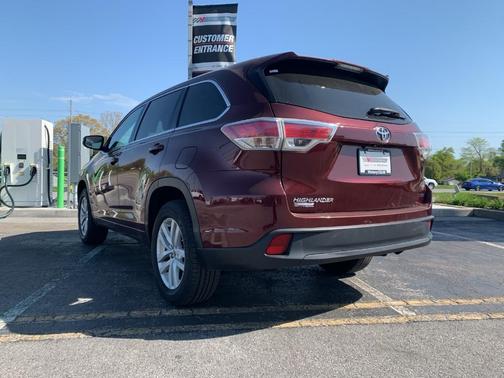 2015 Toyota Highlander LE