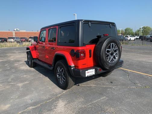 2024 Jeep Wrangler Sahara