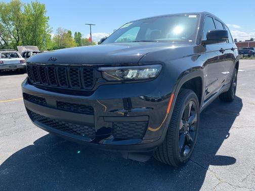 2025 Jeep Grand Cherokee L Laredo