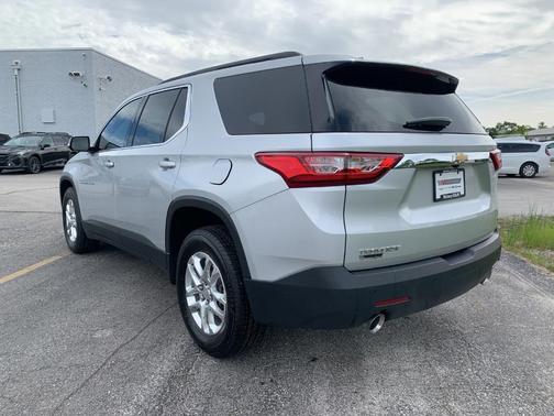 2020 Chevrolet Traverse LT Cloth