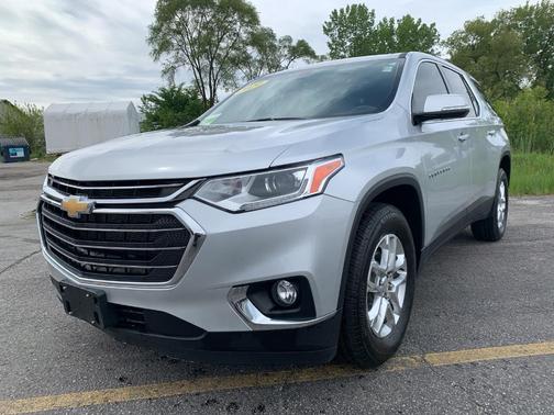2020 Chevrolet Traverse LT Cloth