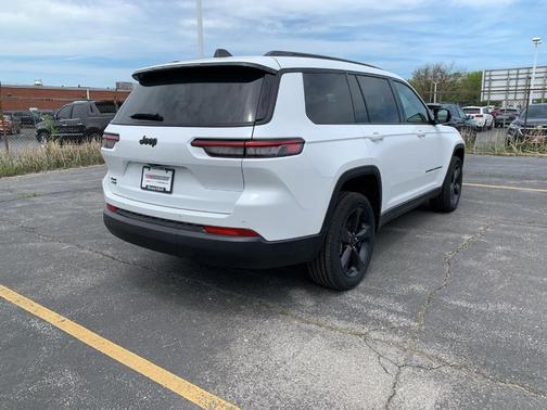 2025 Jeep Grand Cherokee L Laredo