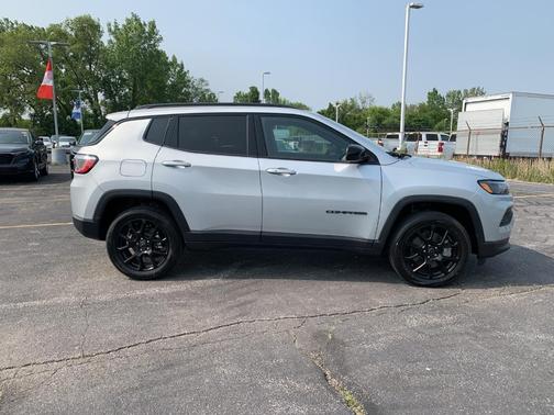 2025 Jeep Compass Latitude