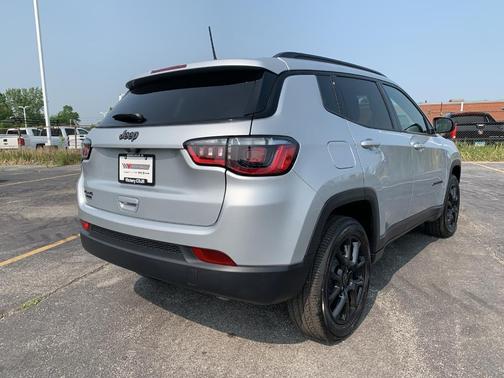 2025 Jeep Compass Latitude