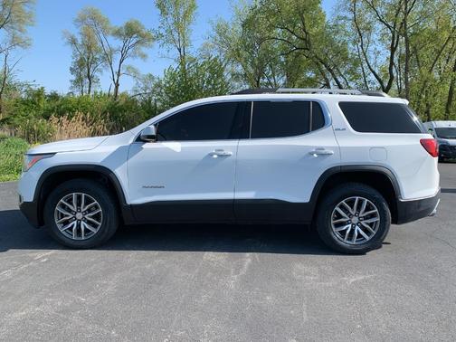 2019 GMC Acadia SLE-2