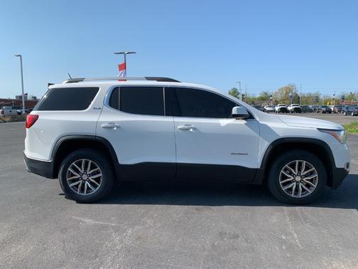 2019 GMC Acadia SLE-2