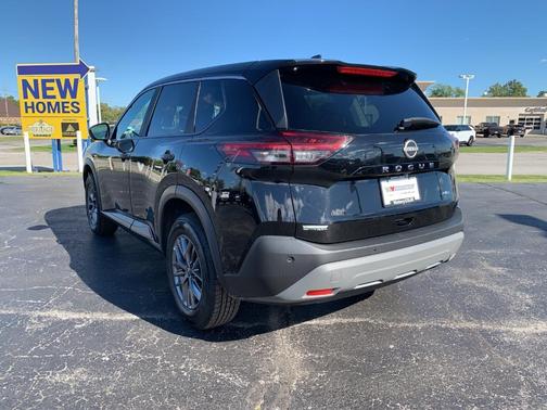 2023 Nissan Rogue S