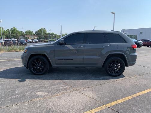 2020 Jeep Grand Cherokee Altitude