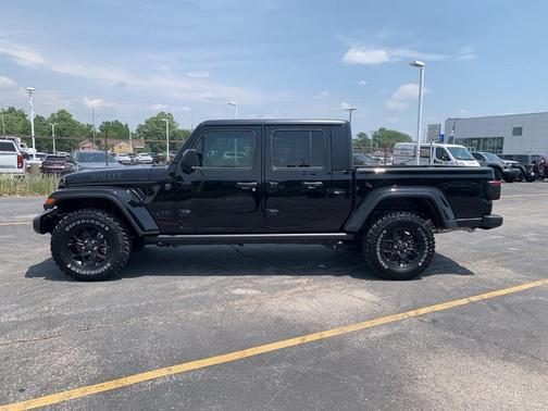 2025 Jeep Gladiator Sport
