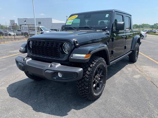 2025 Jeep Gladiator Sport