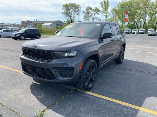 2023 Jeep Grand Cherokee Altitude
