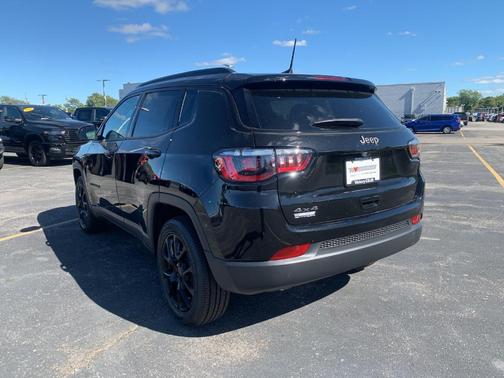 2025 Jeep Compass Latitude