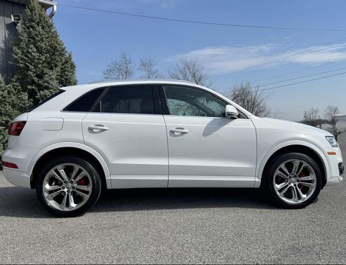 White 2015 Audi Q3 2.0T Premium Plus