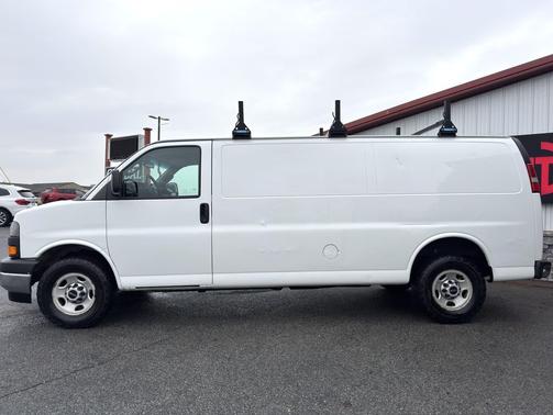 2017 GMC Savana 2500 Work Van