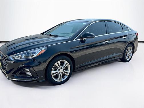 2019 Hyundai SONATA Limited