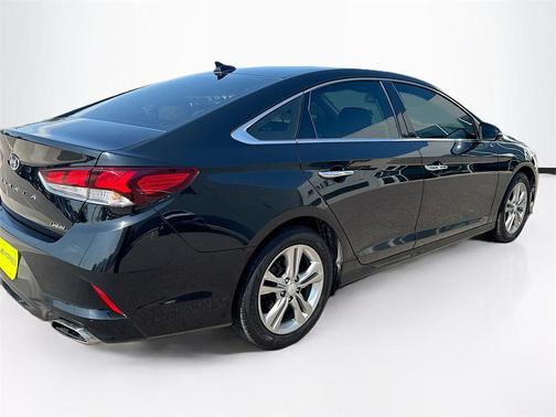 2019 Hyundai SONATA Limited