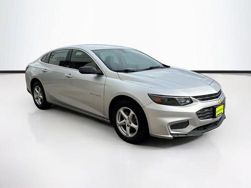 Silver Ice Metallic 2018 Chevrolet Malibu 1LS