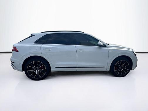 2020 Audi Q8 55 Prestige