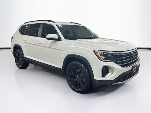 2024 Volkswagen Atlas 2.0T SE w/Technology 4MOTION