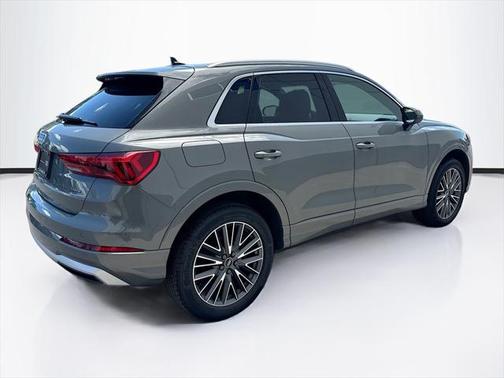 2022 Audi Q3 40 Premium