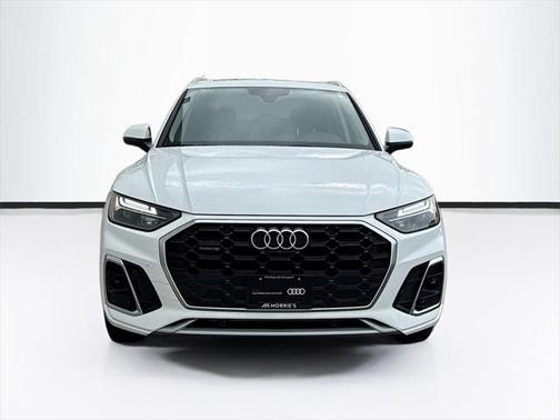 2022 Audi Q5 45 S line Premium Plus