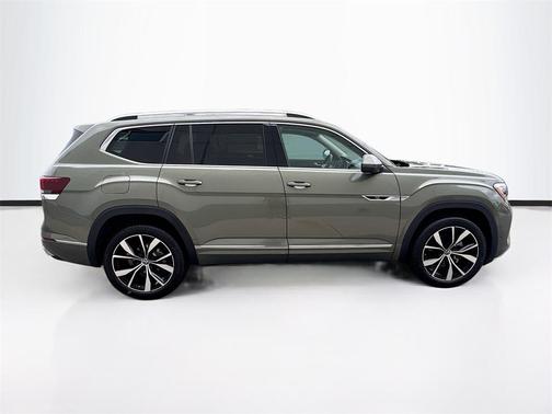 2026 Volkswagen Atlas 2.0T SEL Premium R-Line 4MOTION