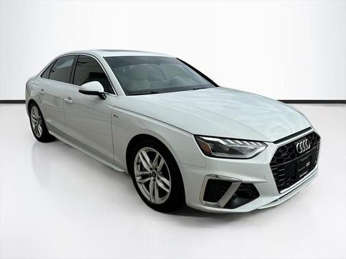2023 Audi A4 45 S line Premium Plus