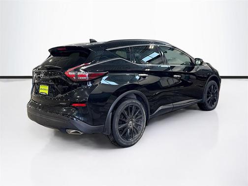 2022 Nissan Murano SV