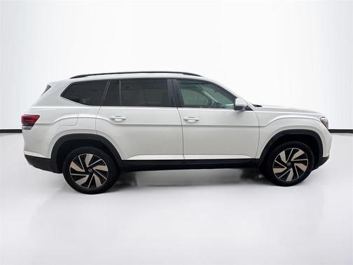 2025 Volkswagen Atlas 2.0T SE w/Technology 4MOTION