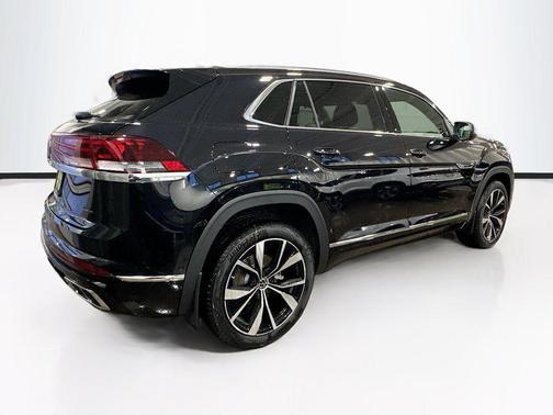 2026 Volkswagen Atlas Cross Sport 2.0T SEL Premium