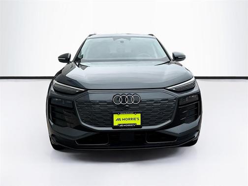 2025 Audi Q6 e-tron Premium Plus quattro
