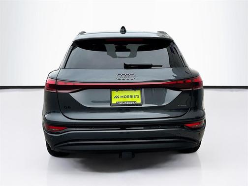 2025 Audi Q6 e-tron Premium Plus quattro