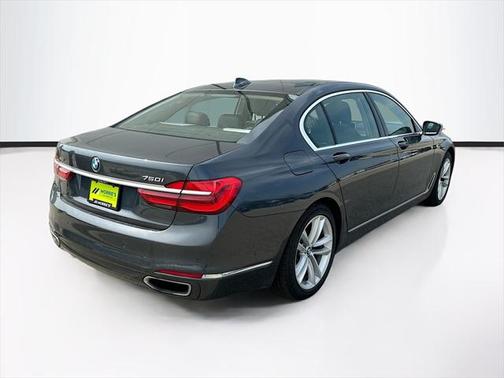2016 BMW 750 i xDrive