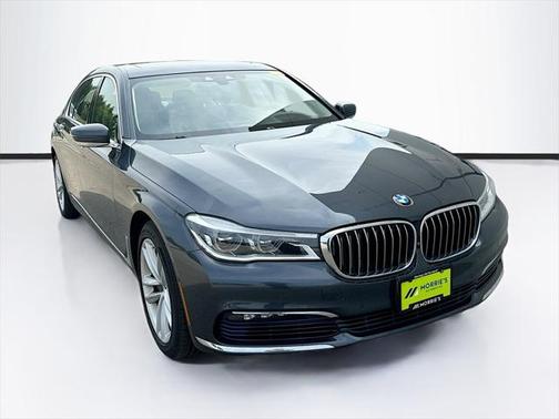2016 BMW 750 i xDrive