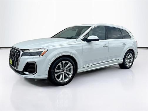 2025 Audi Q7 55 Prestige