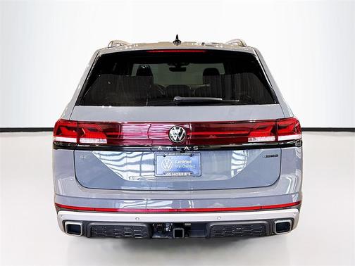 2024 Volkswagen Atlas 2.0T SE w/Technology 4MOTION
