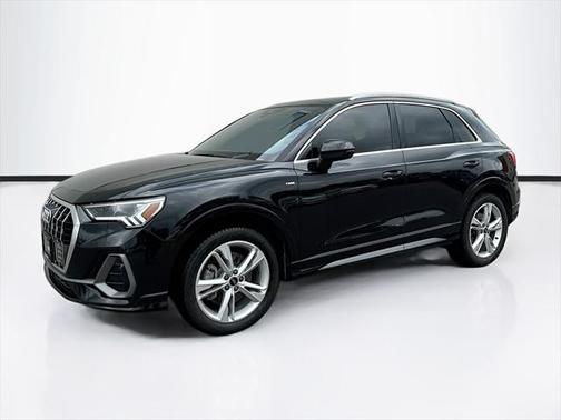 2023 Audi Q3 45 S line Premium Plus
