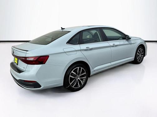 Gray 2026 Volkswagen Jetta 1.4T SE