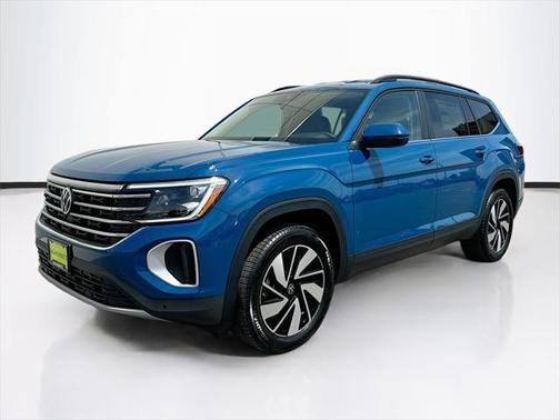 2025 Volkswagen Atlas 2.0T SE w/Technology 4MOTION